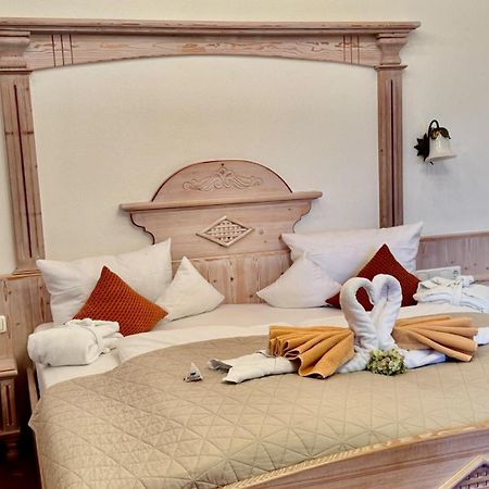 Wellness Hotel Bayerischer Hof Rimbach  Eksteriør billede