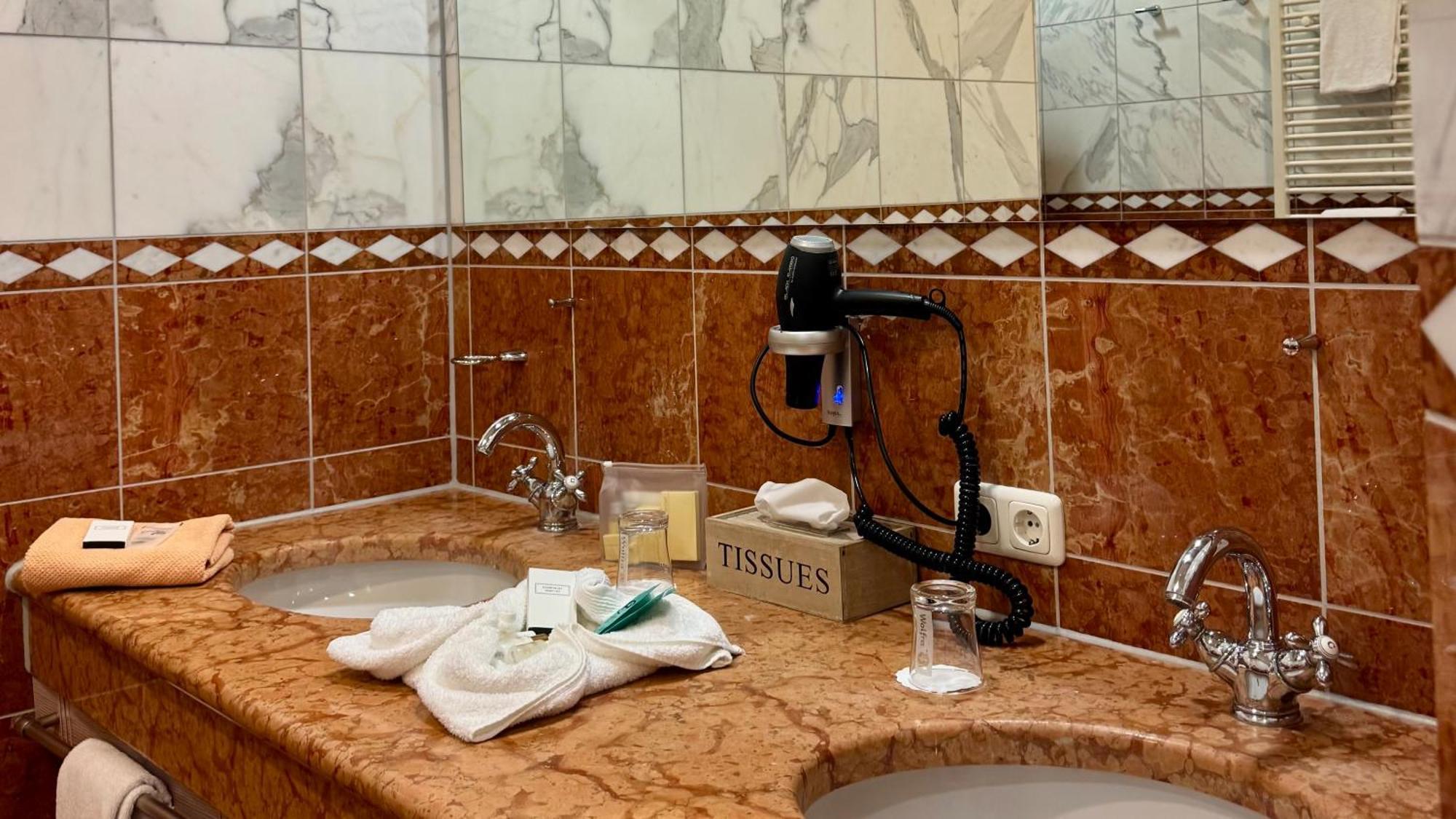 Wellness Hotel Bayerischer Hof Rimbach  Eksteriør billede